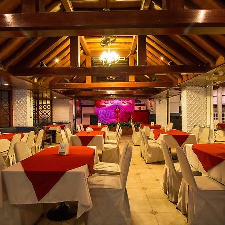 Roseinn Hotel Taphanhin Taphan Hin Экстерьер фото