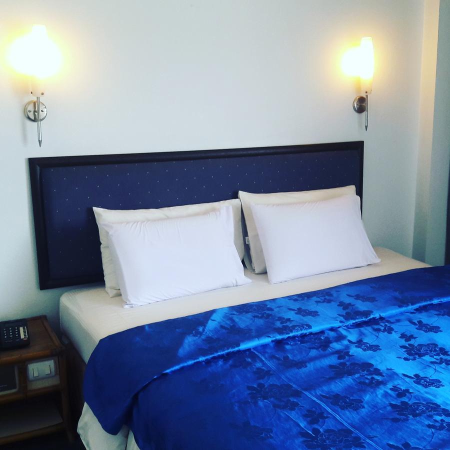 Roseinn Hotel Taphanhin Taphan Hin Экстерьер фото