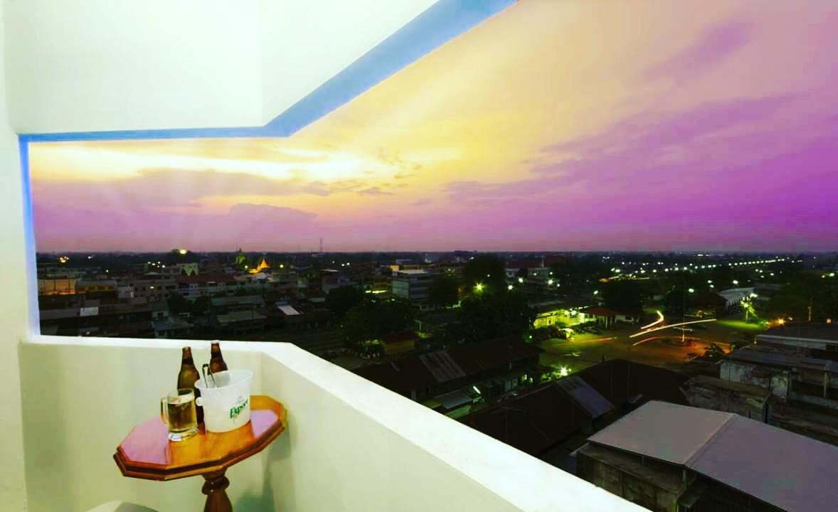 Roseinn Hotel Taphanhin Taphan Hin Экстерьер фото